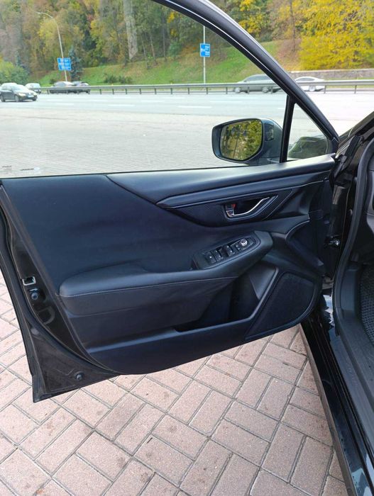 Автомобіль Subaru Legacy Premium 2020