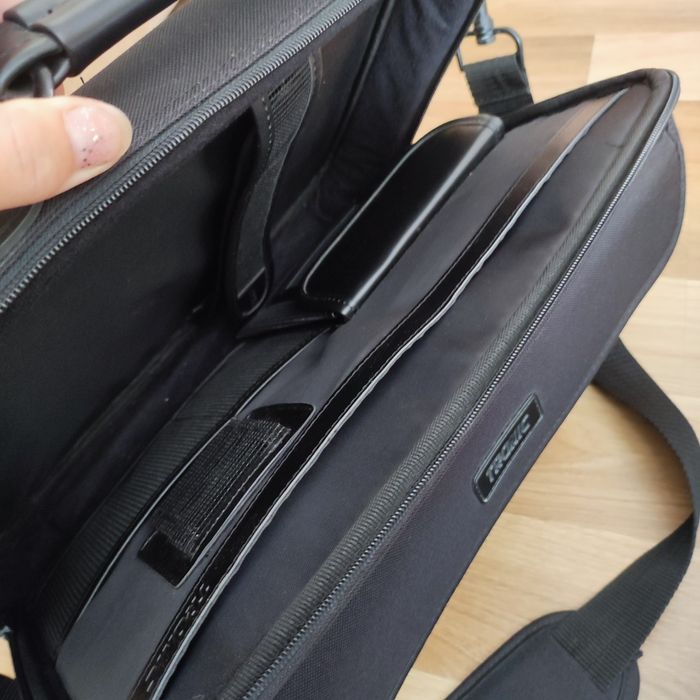 Добротна сумка для ноутбука TRONIC