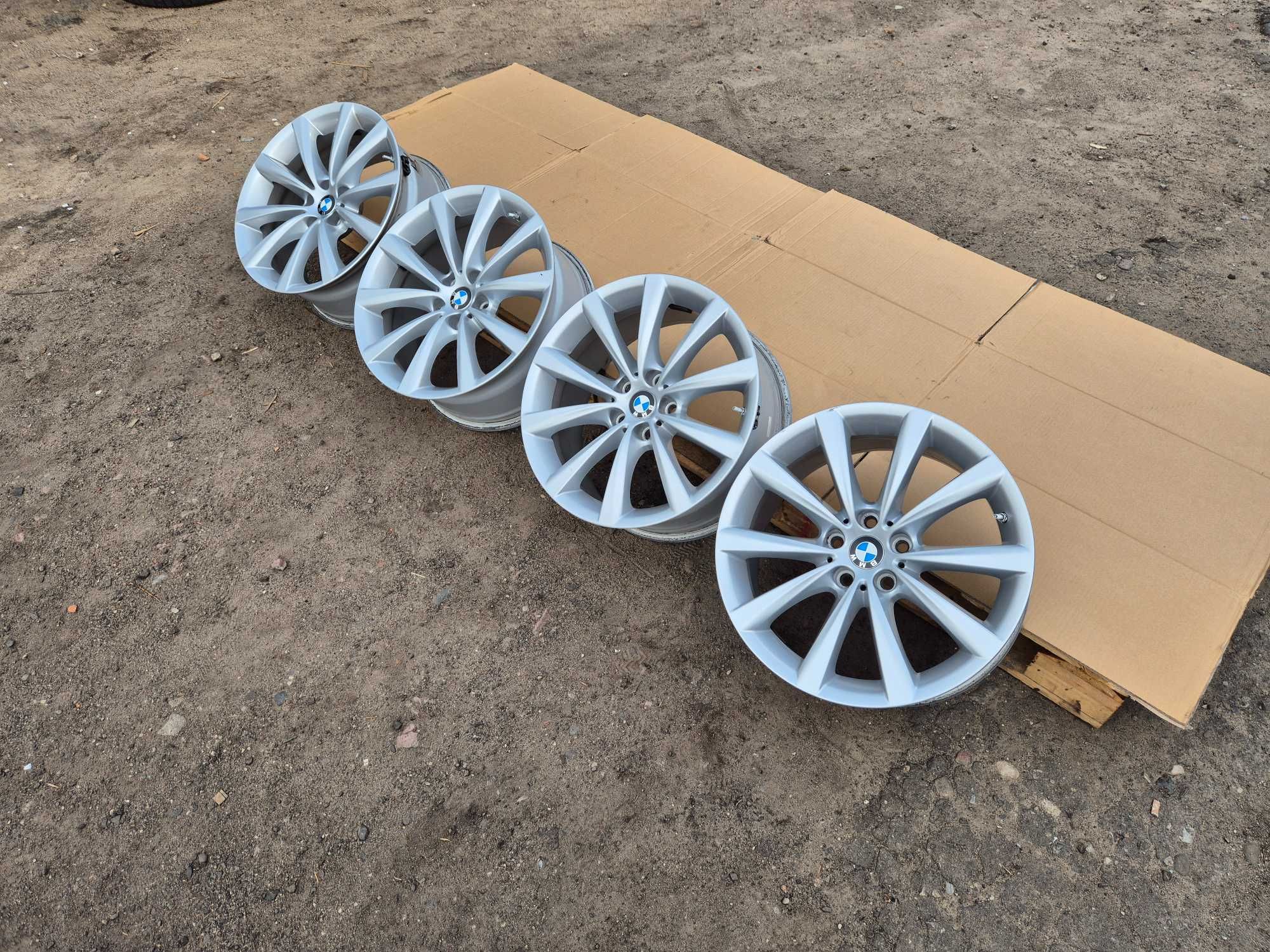 Komplet Felg Felgi 18" Cali 5x120 ET30 BMW 7 G11 G12 G30 G31 X3 X4