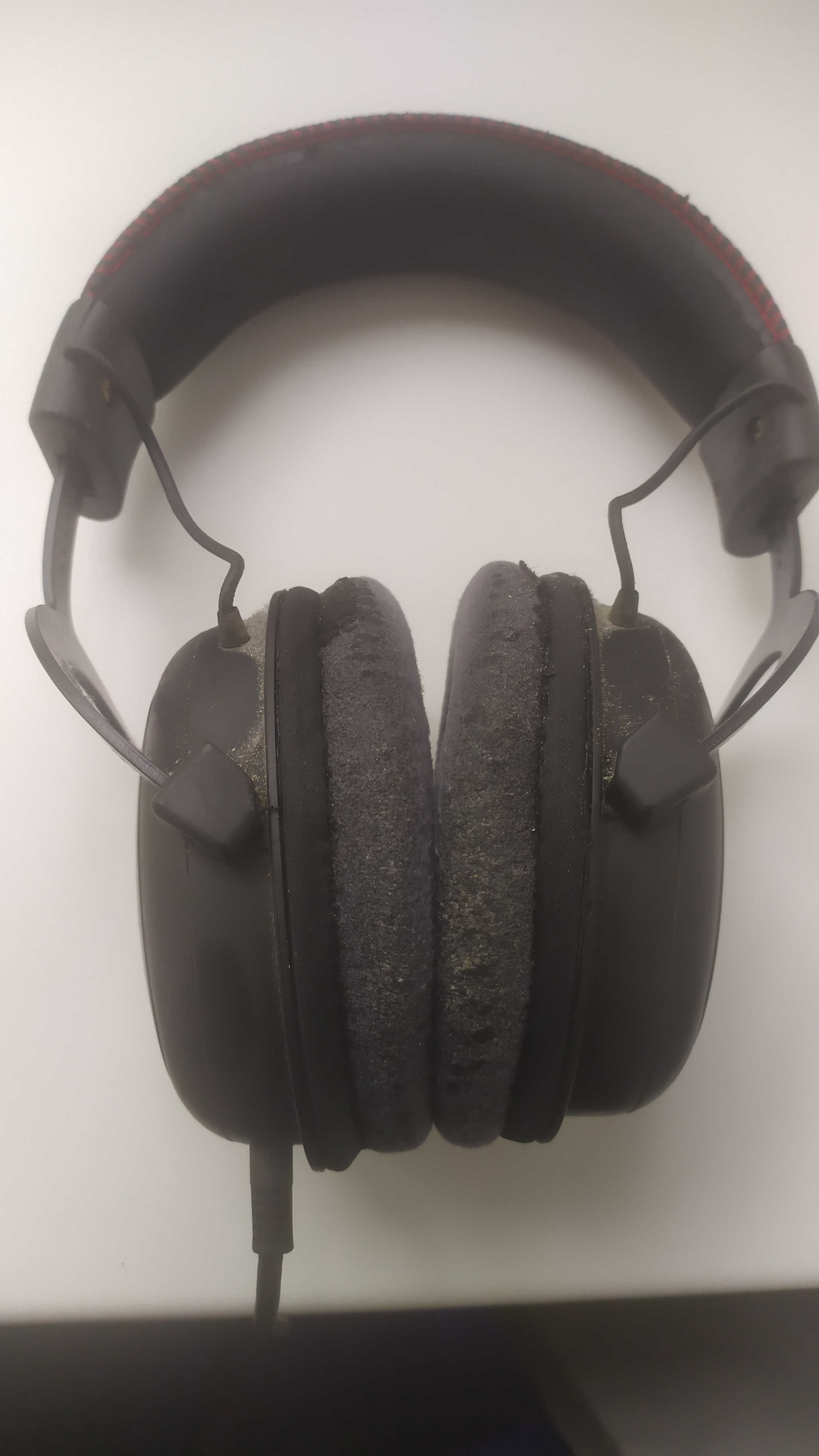 продам навушники HyperX Cloud Core