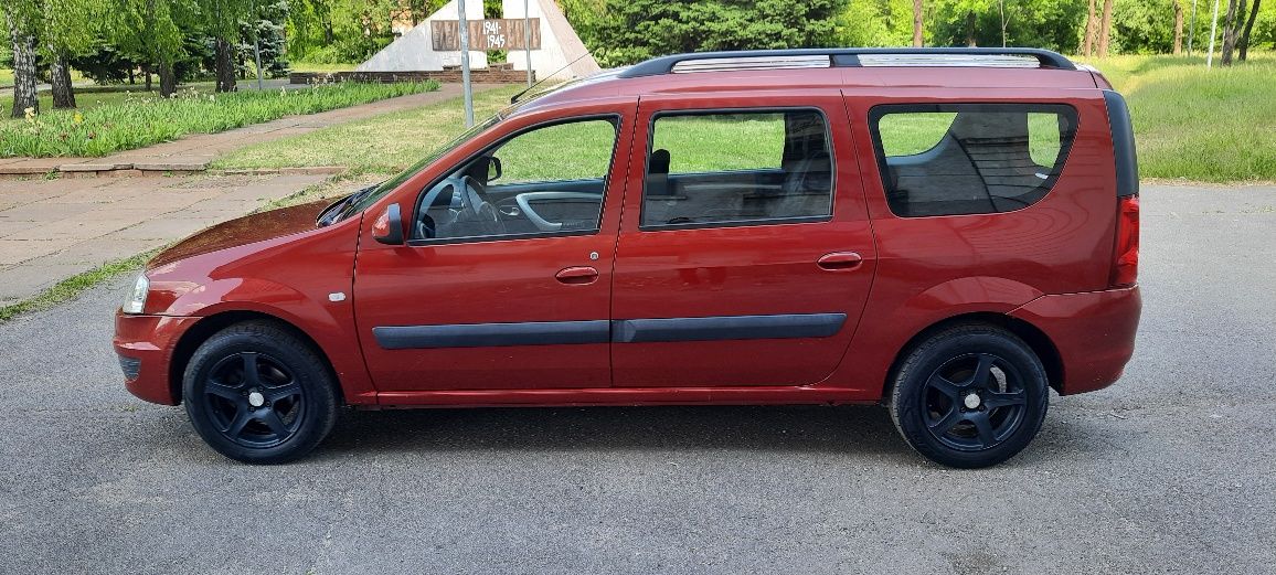 Продам Dacia logan mcw 1.5dci 2010г.в laureat