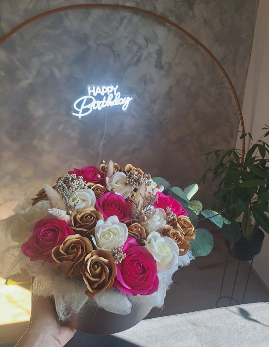 Box z mydlanymi kwiatami