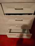Komoda marki IKEA.