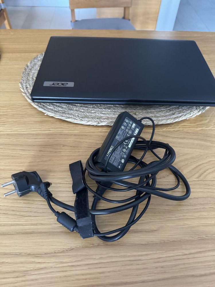 Ноутбук Acer / intel core i3 / 256gb / 4 gb ram