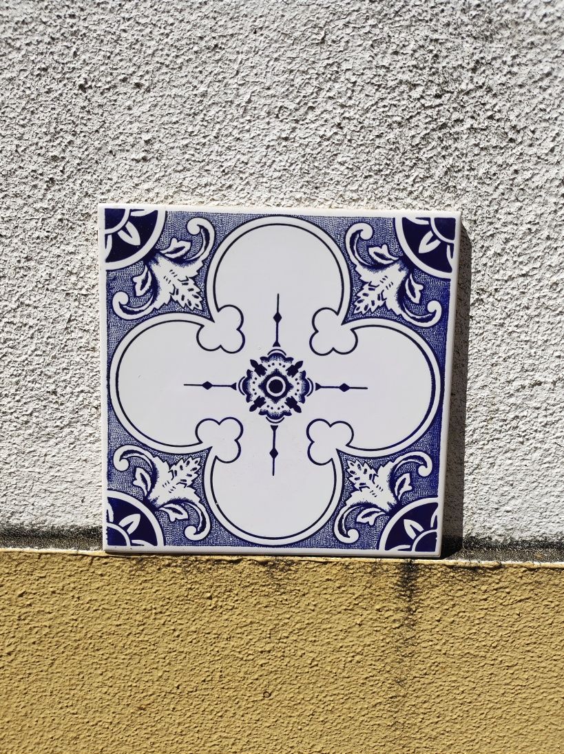 Azulejo antigo Azupal pombal