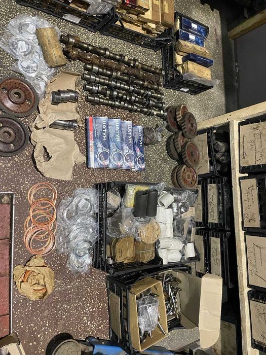 Распредвал, втулки та шестерни распредвала Газ 52, Газ 53, Газ 69, Уаз