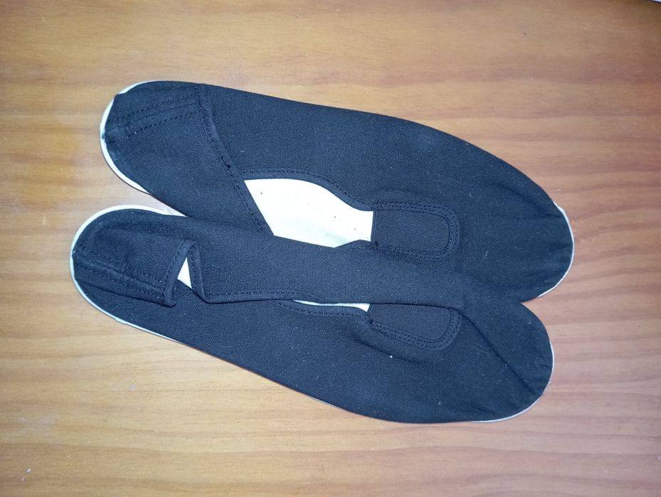 Sapatilhas ginástica n. 40