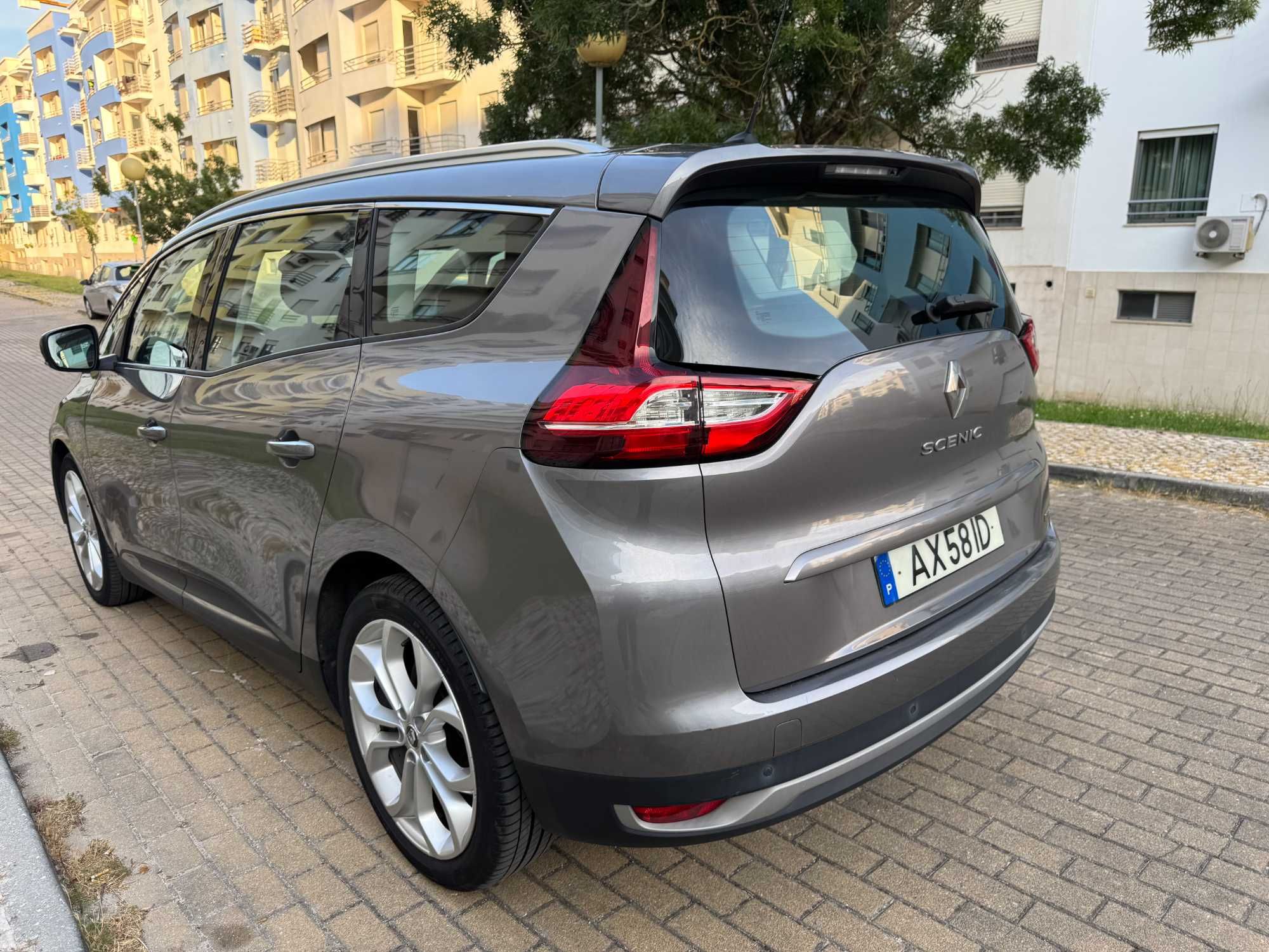 Renault Grand Scenic 1.5 DCI, 7L caixa automática