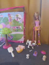Barbie spacer z pieskami Barbi