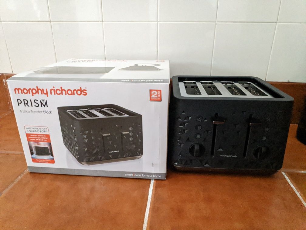 Torradeira Morphy Richards 4 fatias