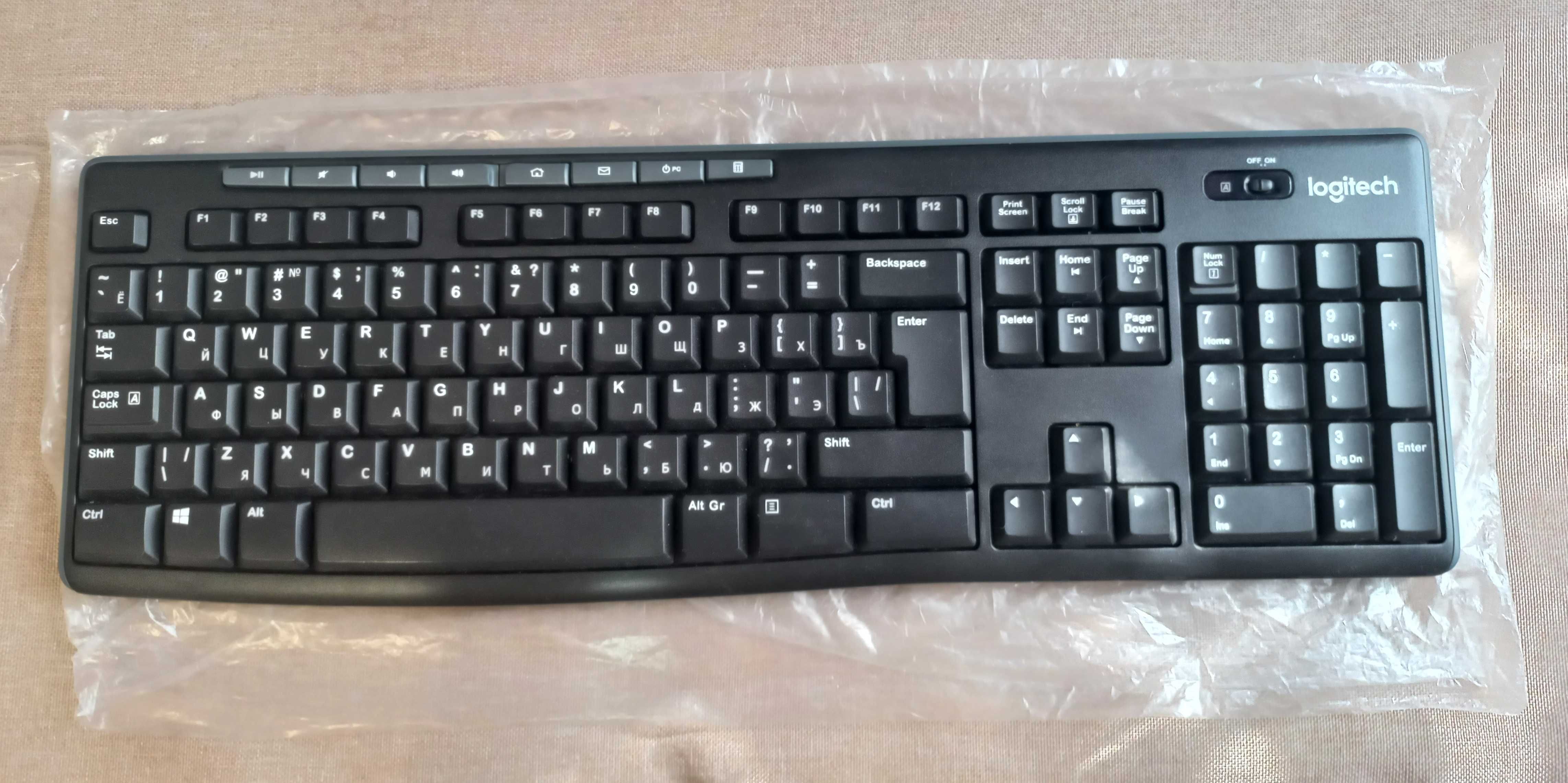 комплект: беспроводная клавиатура и мышь Logitech WL Combo MK270