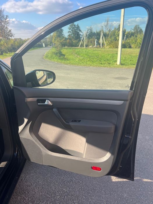Volkswagen Touran 2015