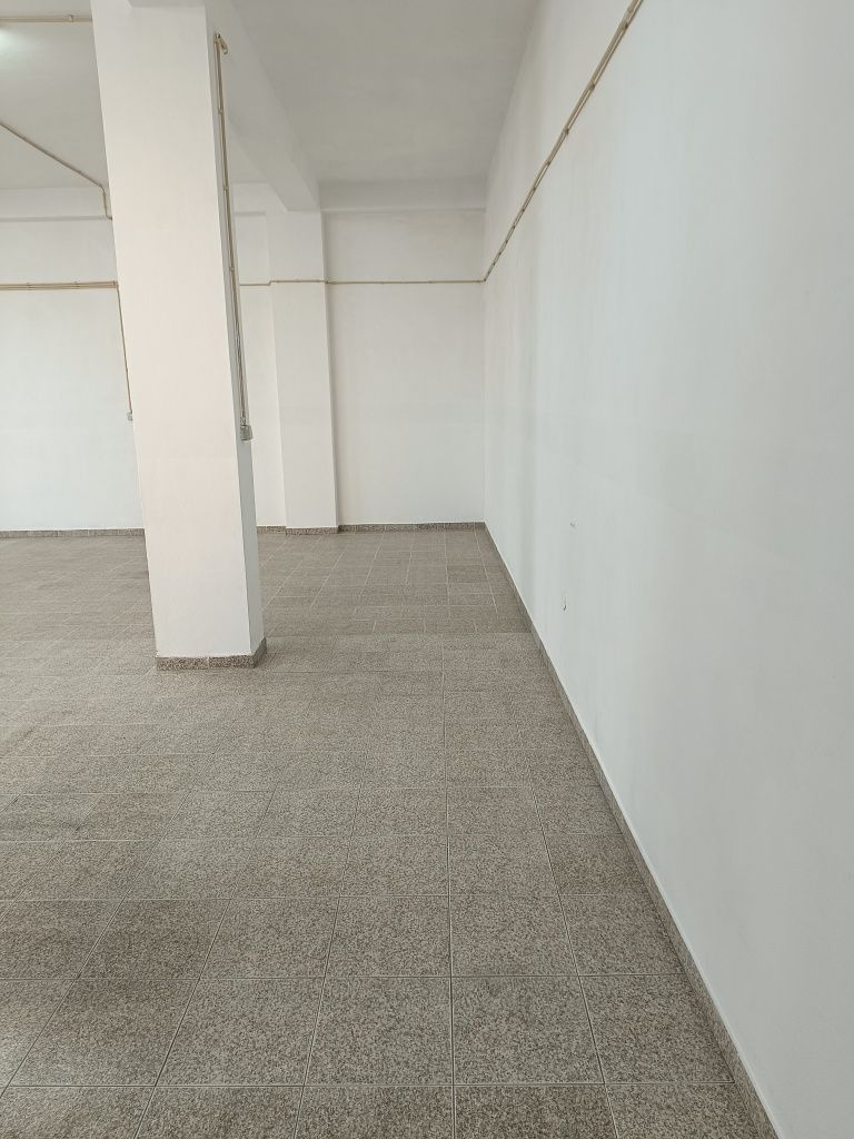 Alugo armazém 250m