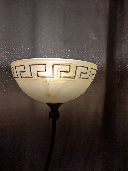 Lampa podłogowa wzór grecki