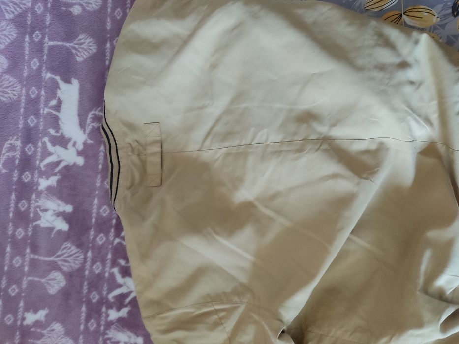 Чоловіча вітровка нова