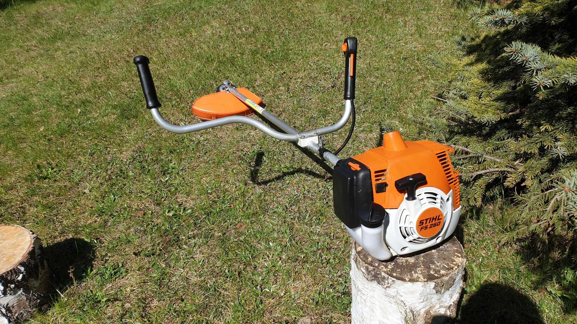 KOSA Spalinowa Podkaszarka STIHL FS250 FS 250