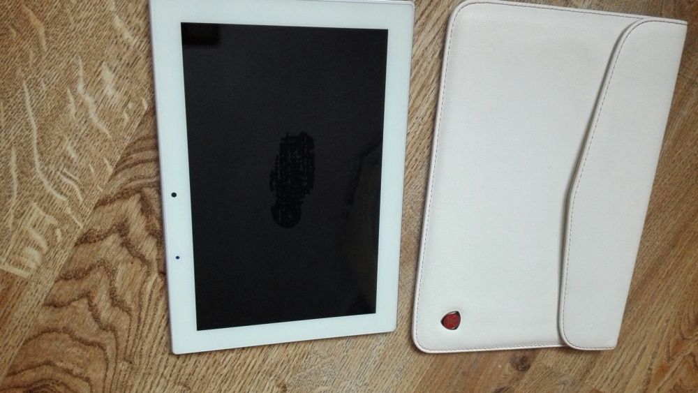 Tablet prestigo multipad4 -10cali (uszkodzony)