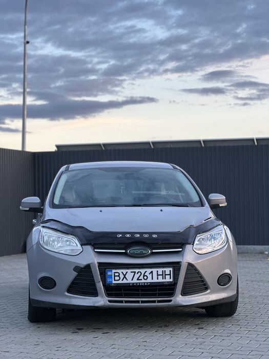 Ford          Focus.       3.