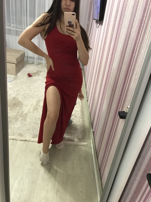 Оренда(продаж) вечірньої сукні.