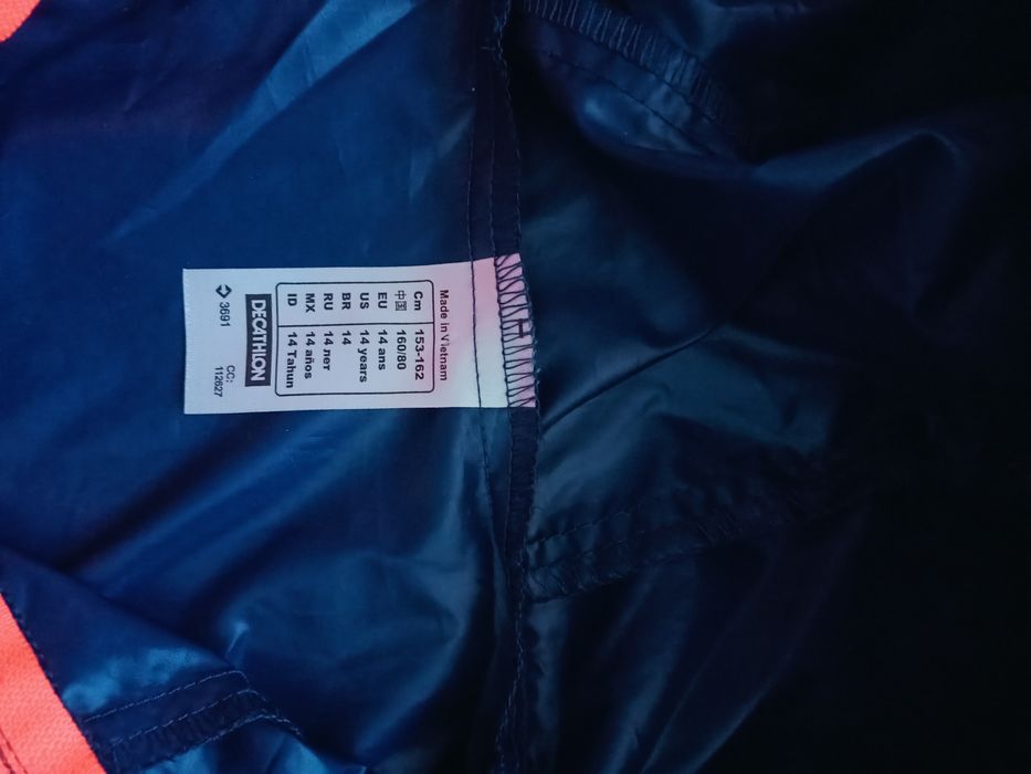 Kurtka Decathlon przeciwdeszczowa