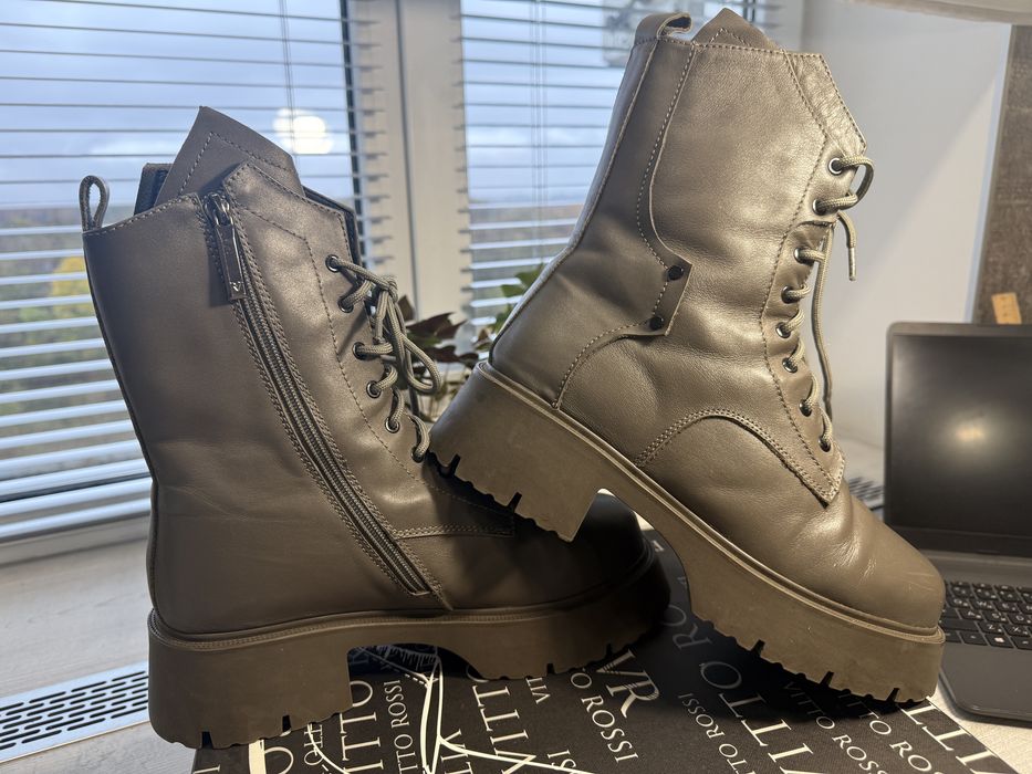 Ботинки р. 40 кожаные, Витто Росси