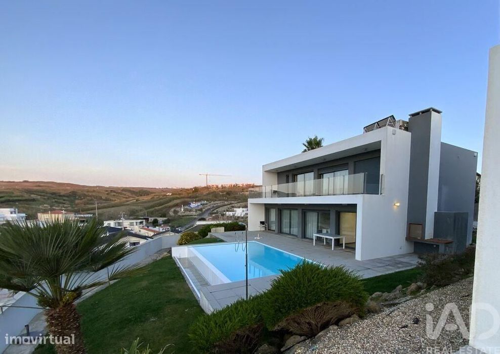 Casa / Villa T4 em Ribamar de 255,00 m2