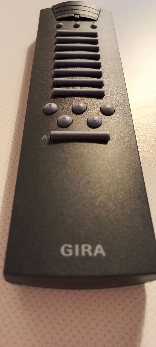 Pilot GIRA do KNX oraz FunkBus