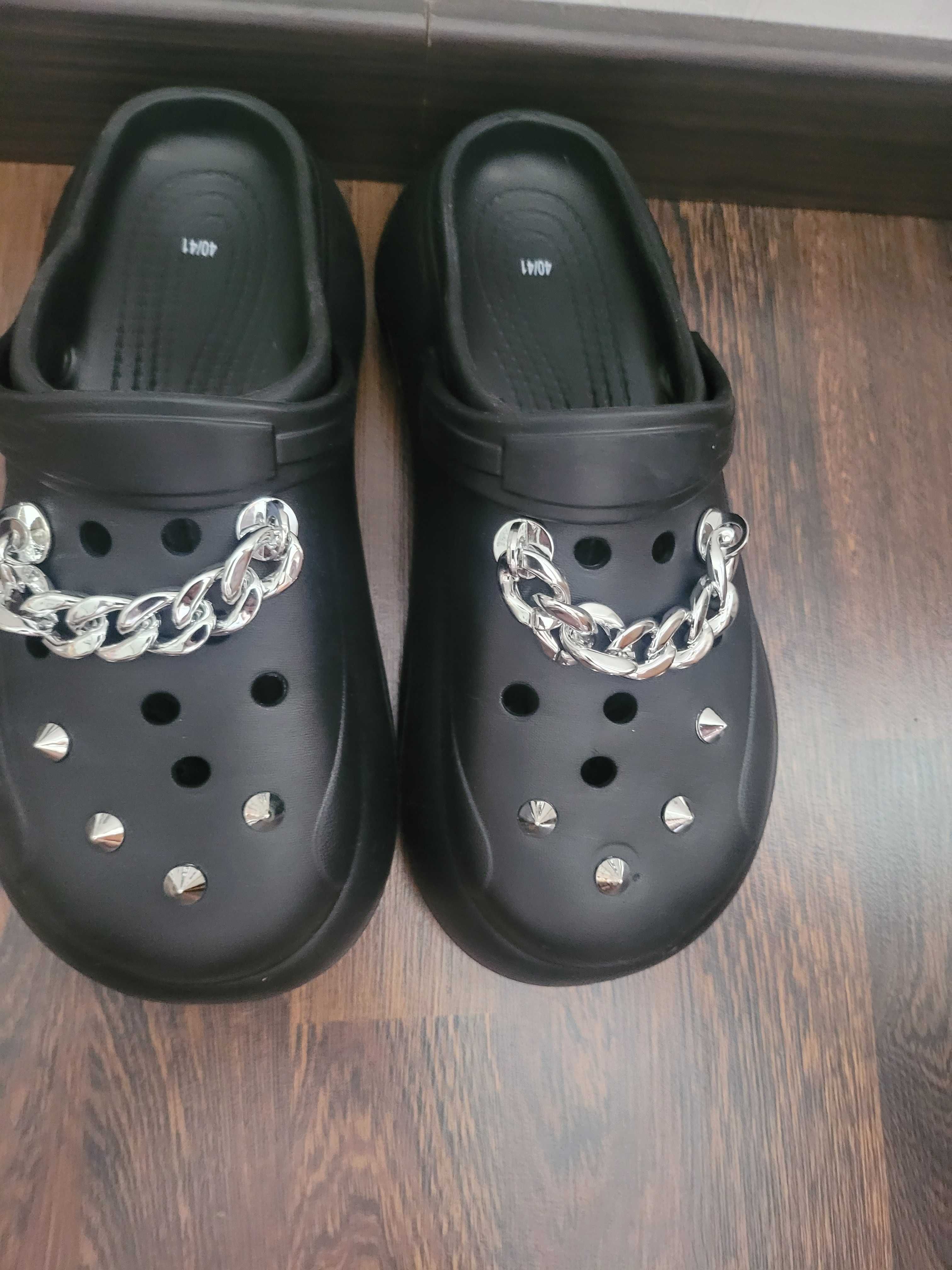 Клоги сандалі у стилі Crocs з шипами