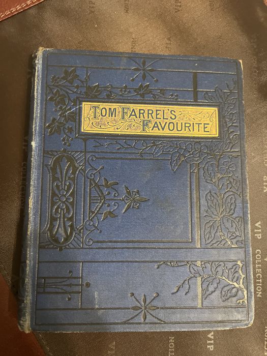 Книга англійською, антикваріат,  Farrel’s Favourite,London