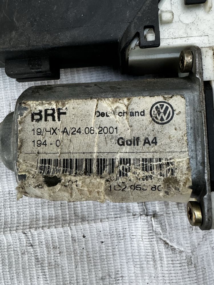 Моторчик стеклоподьемника Volkswagen Golf 4 Audi A4