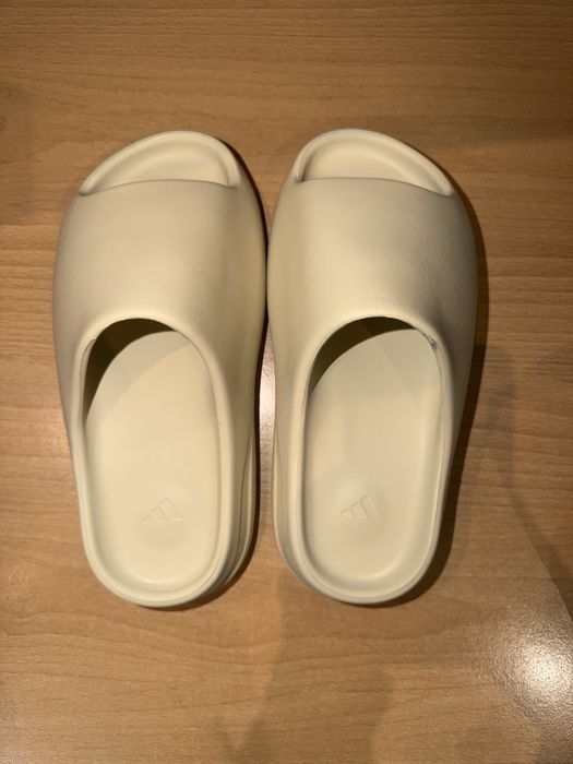 klapki yeezy slide bone 37