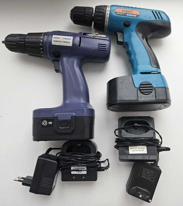 Шуруповерти акумуляторні два