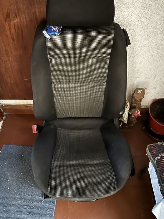 Banco Opel Astra GTC H