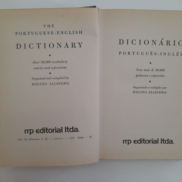 Dicionários e termos técnicos - Inglês.