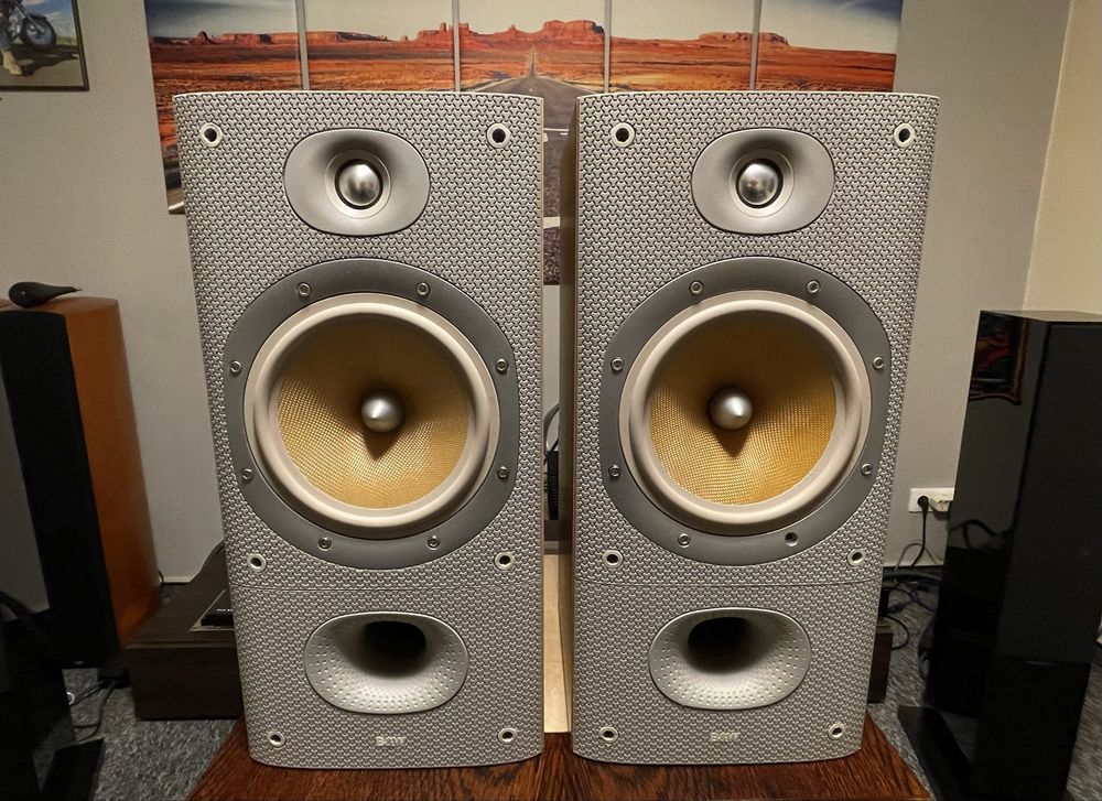 Kolumny podstawkowe monitory Bowers & Wilkins DM602 S3