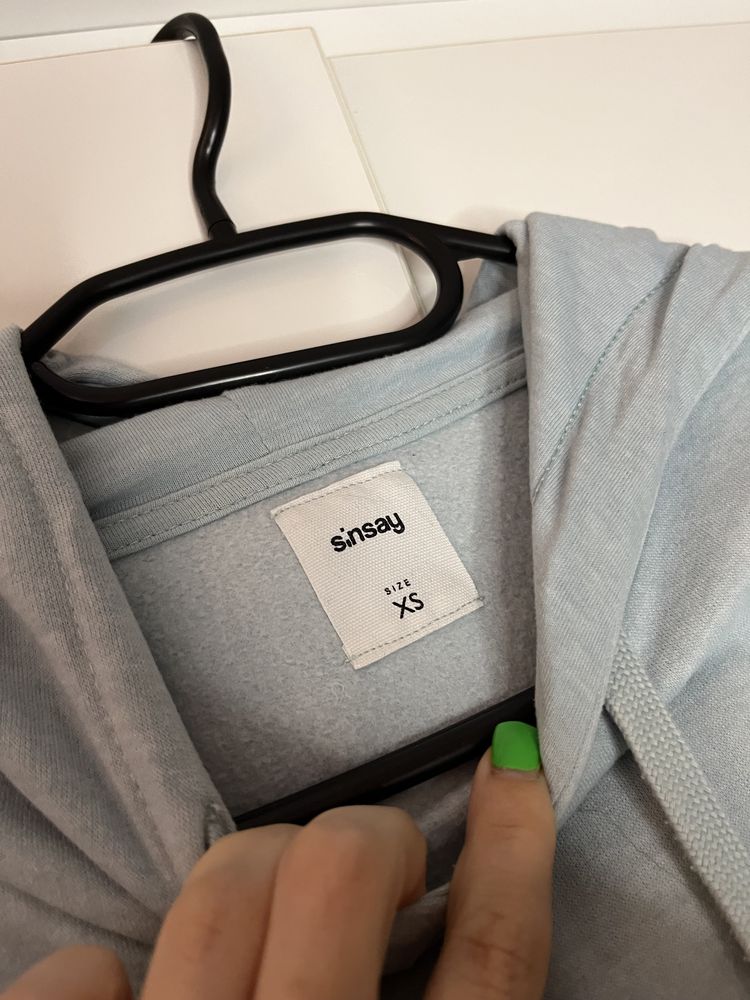 Bluza z kapturem sinsay