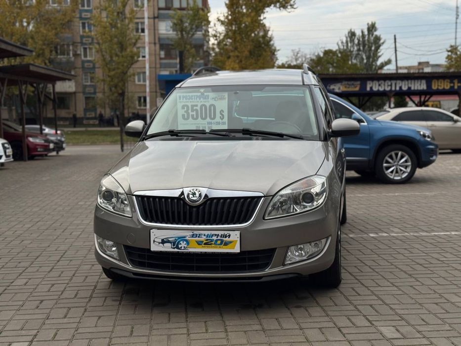 Розстрочка без банків Skoda Roomster
