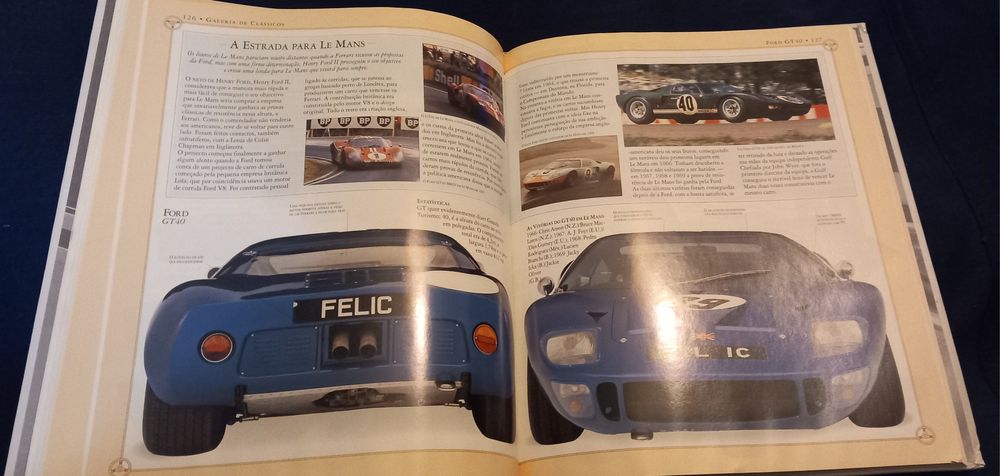 O Grande livro dos Automóveis Clássicos.