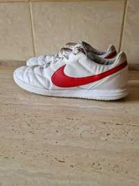 Buty sportowe nike r 47.5