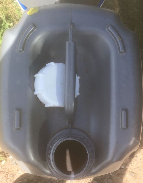 Каністра пластикова 20 л.