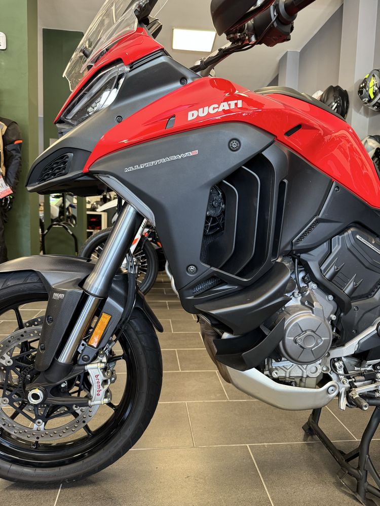 Ducati Multistrada V4 S Travel Radar