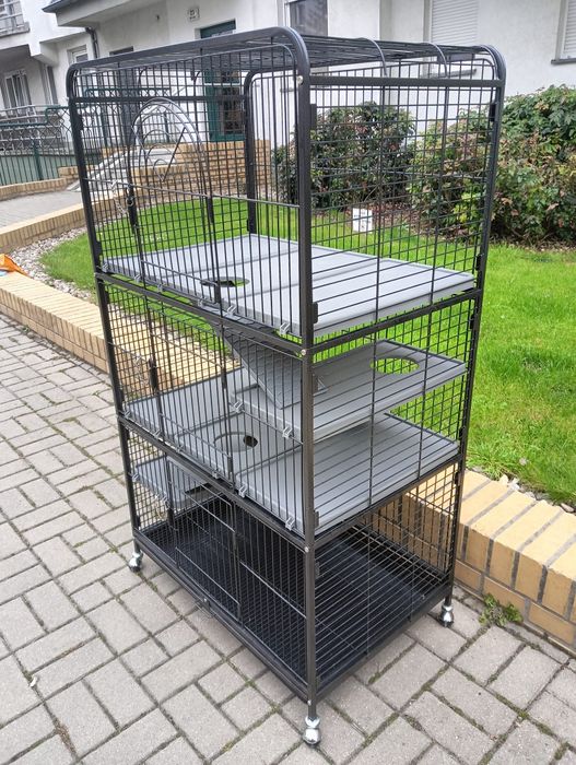 Klatka z wyposażeniem dla szczurów