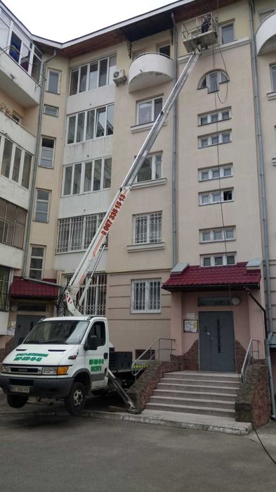 Автовишка. Автовишки 18, 21, 22, 24,28м. Оренда Львів вишка. Автовышка