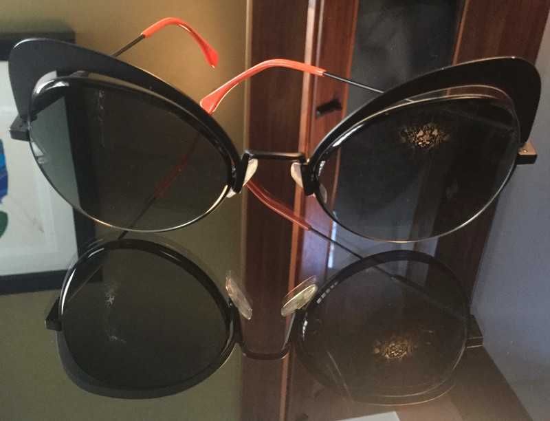 Óculos FENDI pretos