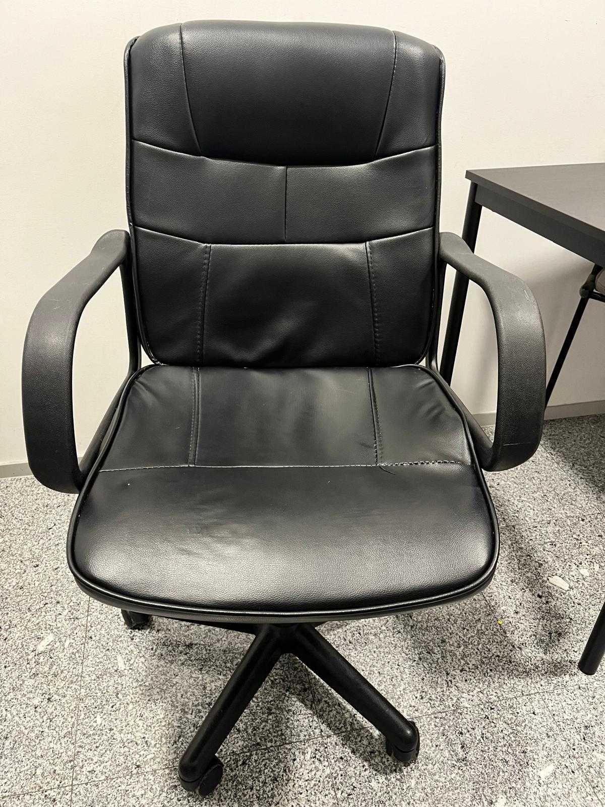Vendo cadeira de escritório, 2 unidades por 40€