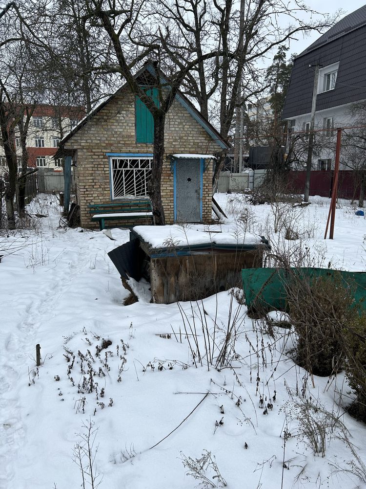 Продаж будинку в Ірпені, фасад Северинівської