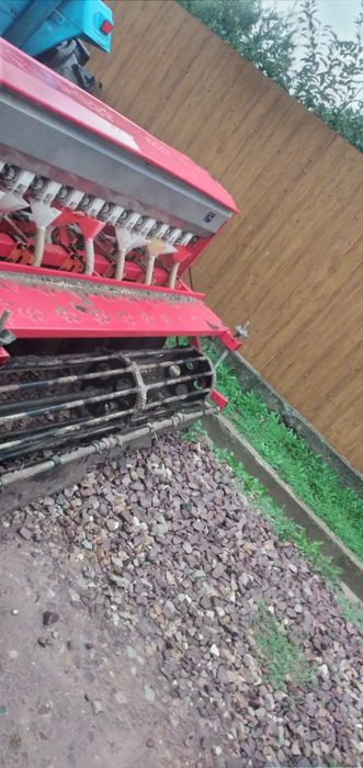 Продам сівалку зернову 12 рядків