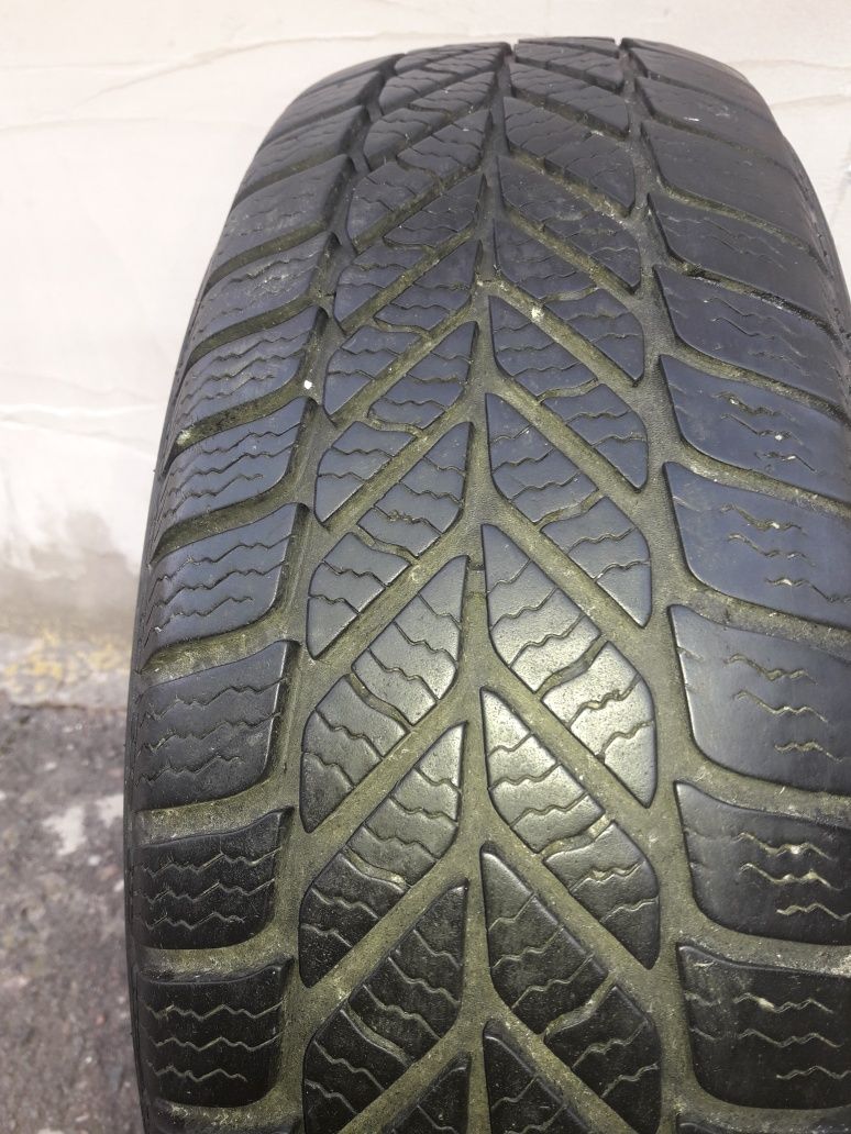 DEBICA 185/65/15 1шт,MICHELIN205/55/16 2шт