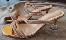 Eleganckie buty  na obcasie