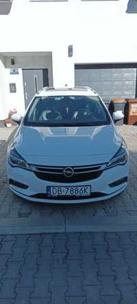 Opel Astra Sports Tourer 1.6 110 KM